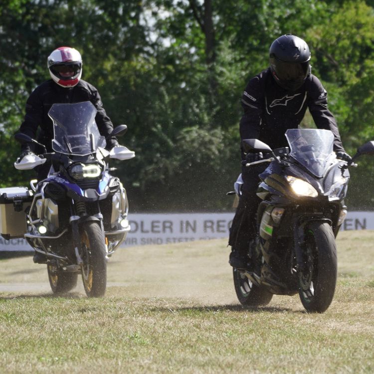 ADAC-Motorrad-Intensiv-Training - ADAC Fahrsicherheitszentrum Westfalen